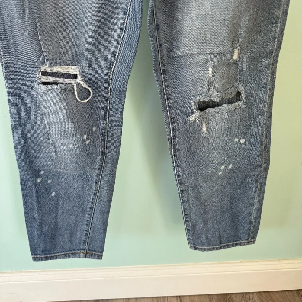 No Boundaries Light Blue Denim Straight Distressed Jeans Size 11 - Picture 4 of 8